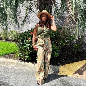 Floral Linen Pants with belt!